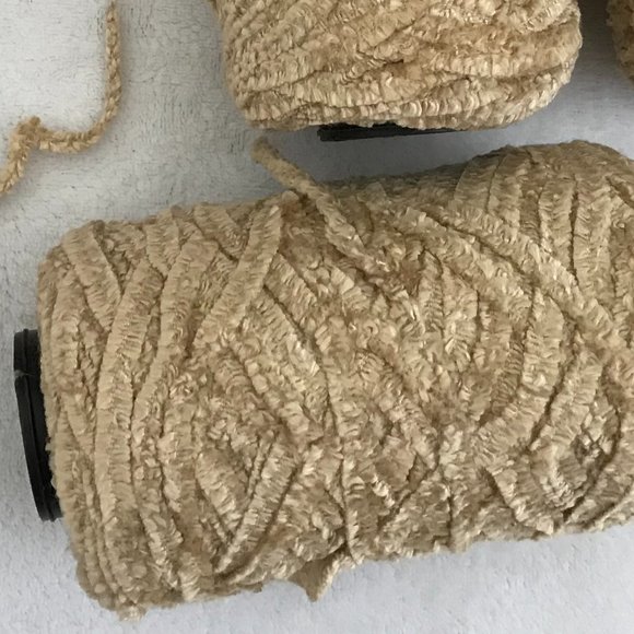 NWOT Vintage Yarn, 4 Cones (42.3 oz), Silk City Fibers, 100% Viscose - Picture 3 of 9